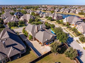 7625  Blackburn  , The Colony Texas 75056