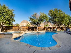 7625  Blackburn  , The Colony Texas 75056