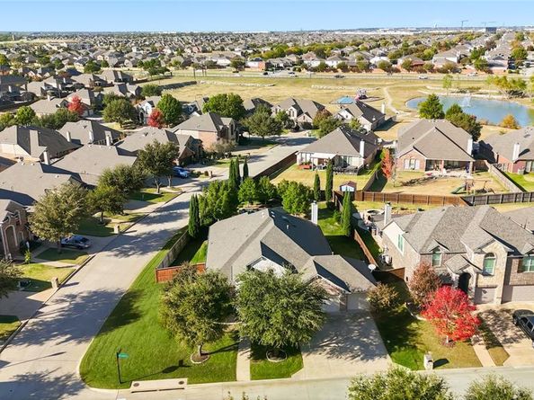 2701  Los Gatos Lane , Fort Worth Texas 76131