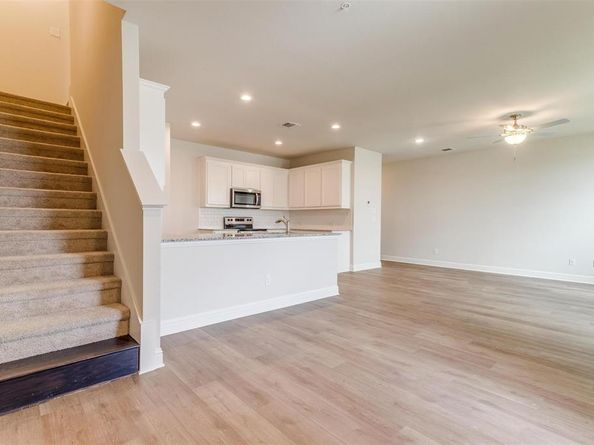 1529  HOmeplace Circle , Mansfield Texas 76063