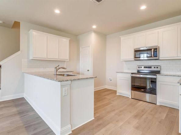 1529  HOmeplace Circle , Mansfield Texas 76063