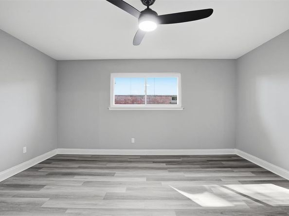 2217  Honey Creek Lane , Arlington Texas 76006