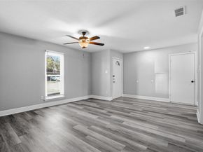 2217  Honey Creek Lane , Arlington Texas 76006