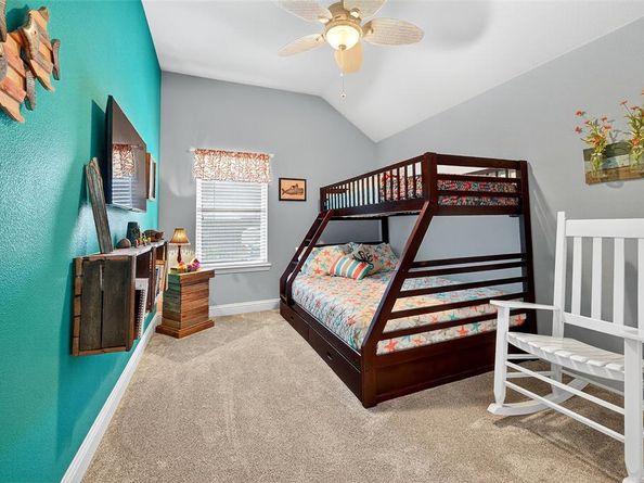 289  Hilltop Drive , Justin Texas 76247