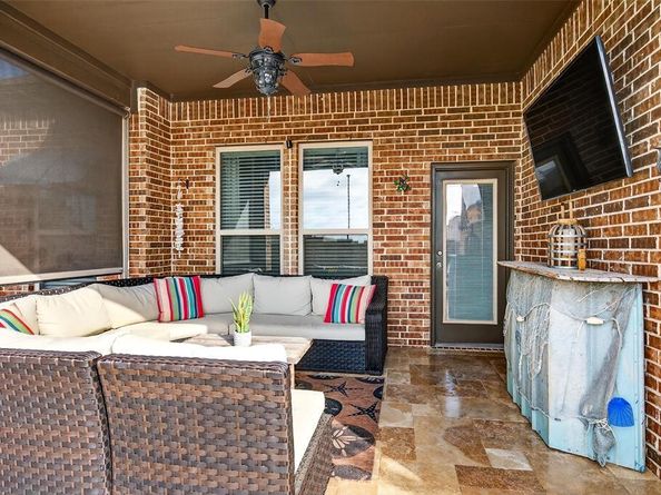 289  Hilltop Drive , Justin Texas 76247