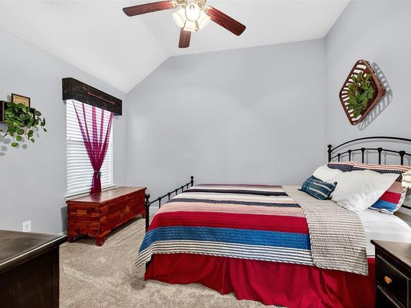 289  Hilltop Drive , Justin Texas 76247