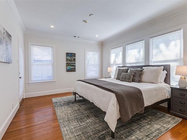 5522  Mccommas Boulevard , Dallas Texas 75206