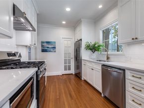 5522  Mccommas Boulevard , Dallas Texas 75206