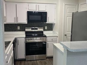 9524  Military Parkway  14003, Dallas Texas 75227