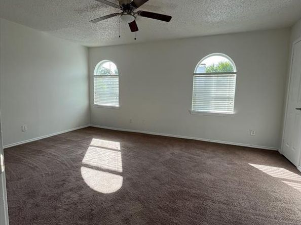 9524  Military Parkway  14003, Dallas Texas 75227