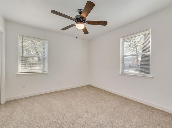 310  Old Mill Lane , Dallas Texas 75107