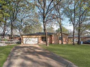 310  Old Mill Lane , Dallas Texas 75107