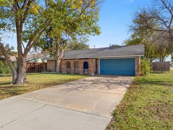 1400  Ridgecrest Drive 