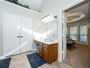 537  Ten Mile Drive , DeSoto Texas 75115