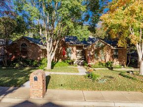 537  Ten Mile Drive , DeSoto Texas 75115