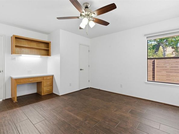 2201  Mistletoe Boulevard , Fort Worth Texas 76110