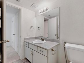 3045  Park Lane  1056, Dallas Texas 75220