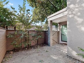 3045  Park Lane  1056, Dallas Texas 75220