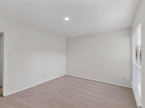 3045  Park Lane  1056, Dallas Texas 75220