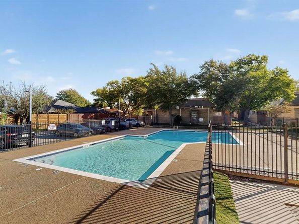 3045  Park Lane  1056, Dallas Texas 75220