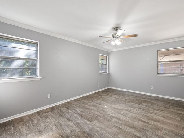 4912  Southwest Boulevard , Fort Worth Texas 76116