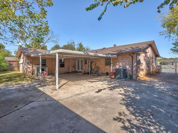 4912  Southwest Boulevard , Fort Worth Texas 76116