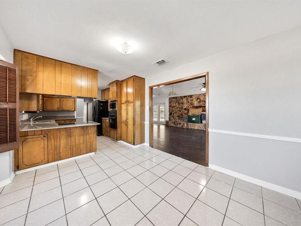 4912  Southwest Boulevard , Fort Worth Texas 76116