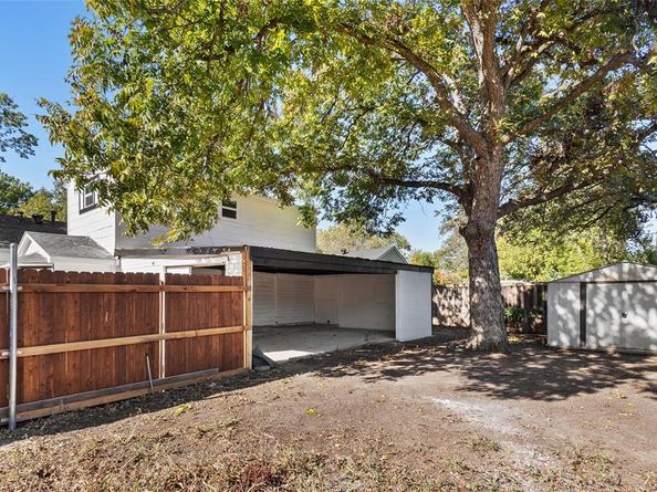 400  Ann Street , Garland Texas 75040