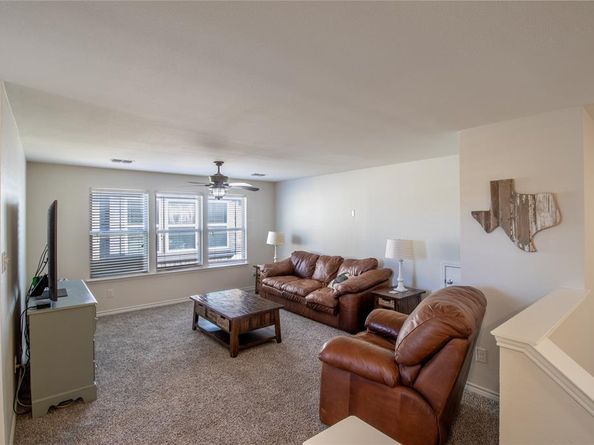 629  Fox Creek Trail , Fort Worth Texas 76131