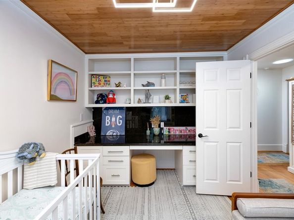 803  Brookhurst Drive , Dallas Texas 75218