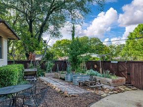 803  Brookhurst Drive , Dallas Texas 75218