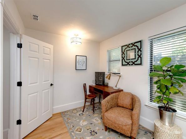 803  Brookhurst Drive , Dallas Texas 75218