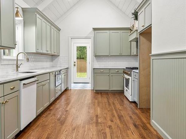 2301  Stanley Avenue , Fort Worth Texas 76110