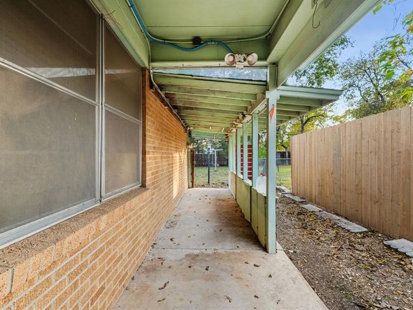 2805  Cordone Street , Fort Worth Texas 76133