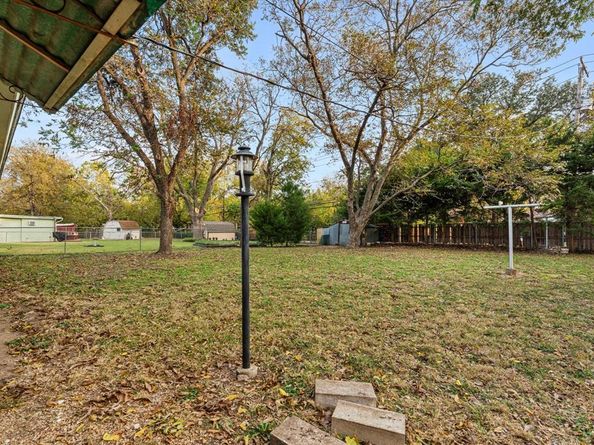 2805  Cordone Street , Fort Worth Texas 76133