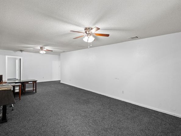 136 N Polk Street , DeSoto Texas 75116