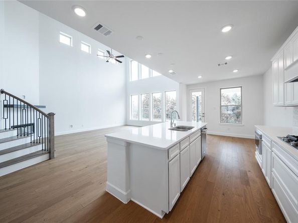 3807  Majesty Court , Heath Texas 75126