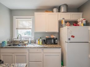 319  Avenue H  , Dallas Texas 75203