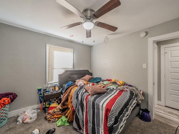 319  Avenue H  , Dallas Texas 75203