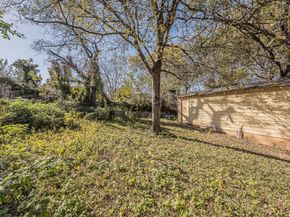 319  Avenue H  , Dallas Texas 75203