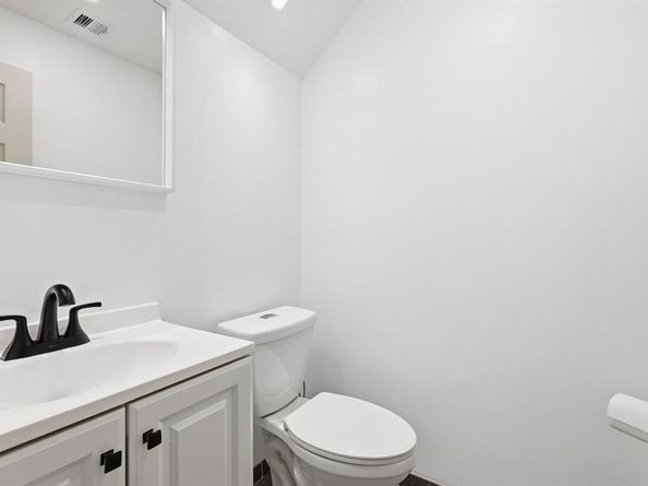 9829  Park Lane Court  B, Dallas Texas 75220