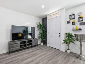 9829  Park Lane Court  B, Dallas Texas 75220