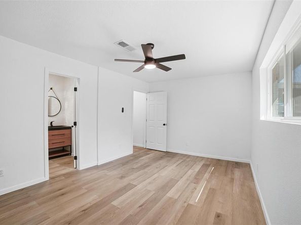 702  Coolwood Lane , Mesquite Texas 75149