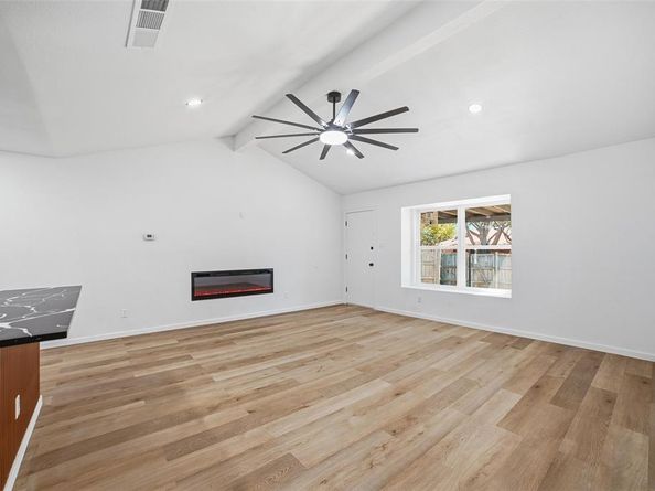 702  Coolwood Lane , Mesquite Texas 75149