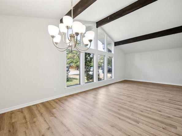 805  Raintree Road , Fort Worth Texas 76103