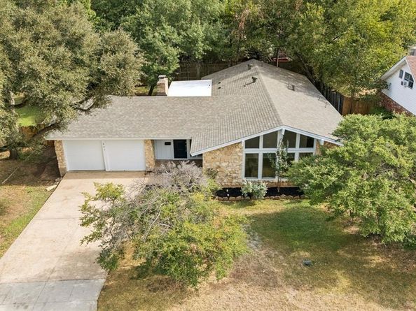 805  Raintree Road , Fort Worth Texas 76103