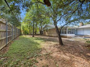 805  Raintree Road , Fort Worth Texas 76103