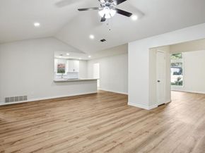 805  Raintree Road , Fort Worth Texas 76103