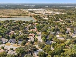 805  Raintree Road , Fort Worth Texas 76103