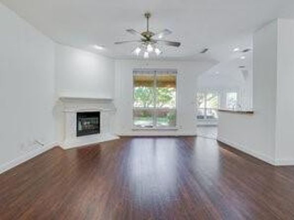 1411  Parkside Drive , Mansfield Texas 76063
